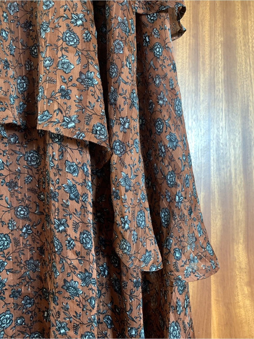 Astr Anora Brown Floral Tiered V-Neck Maxi Dress - Picture 14 of 16